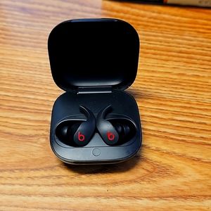 Beats Fit pro earbuds